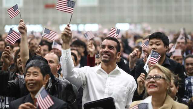 美의회보고서 "미국, 20년 뒤 오직 이민 덕에 인구증가 전망"