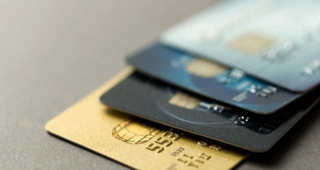 美 소비자 62% "생활비 쓰면 남는 돈 없어"‥ 신용카드 대출에 의지