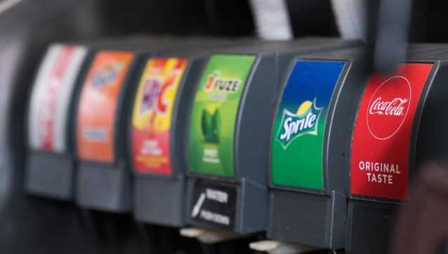 미국 맥도날드, 2032년까지 음료 무료 리필 기계 전부 사라진다