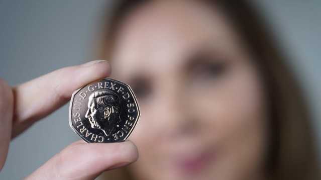 캐나다, 영국 찰스 3세 초상 새긴 동전 첫 공개…