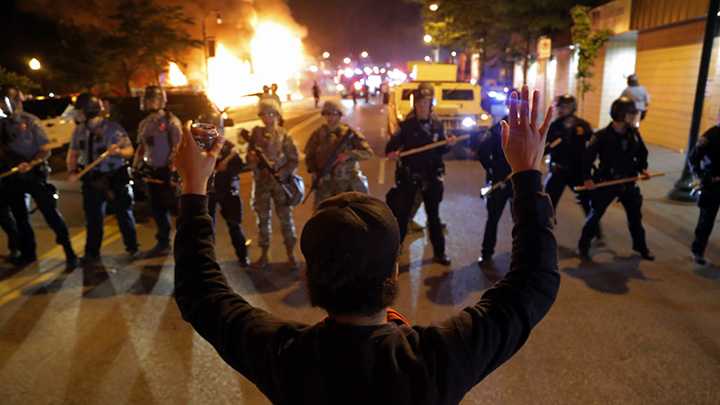 경찰 과잉진압 규탄 시위 전국 확산...미네소타 비상사태 선포